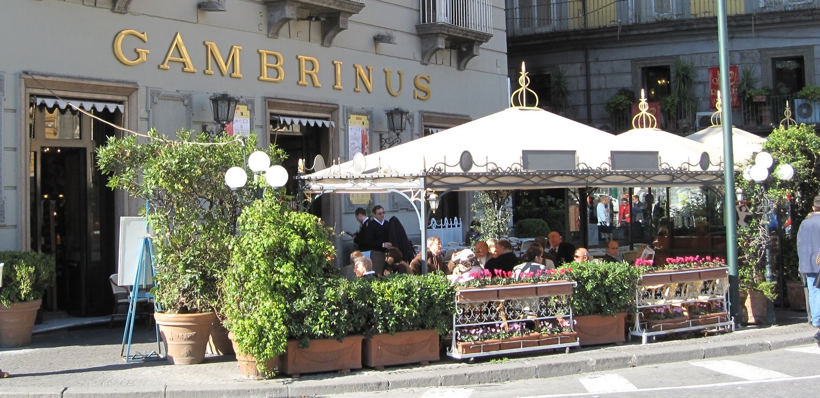 Испания, Неаполь, caffè Gambrinus