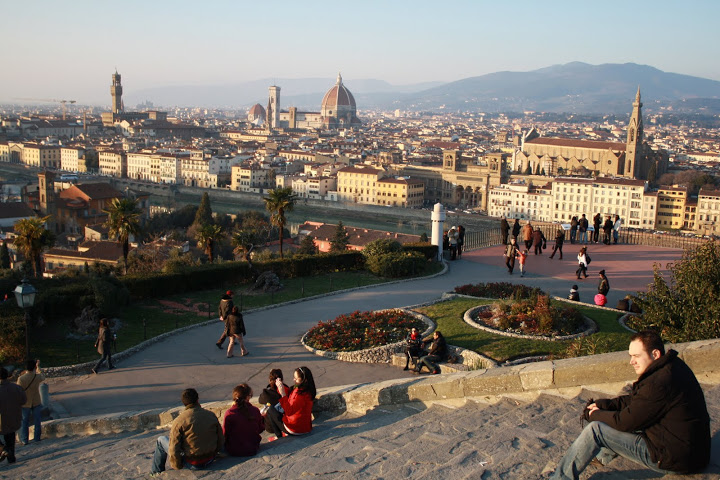 Вид с площади Микеланджело
