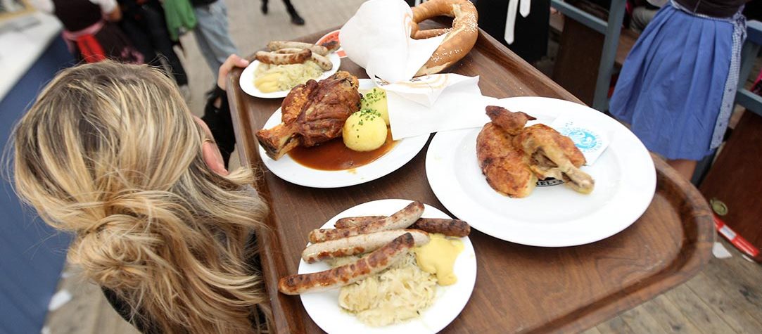 Мюнхен, блюда на празднике Октоберфест